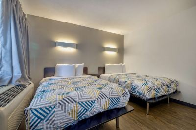 ゲストルーム(ダブルベッド2台)(禁煙) モテール 6 オシュコシュの写真