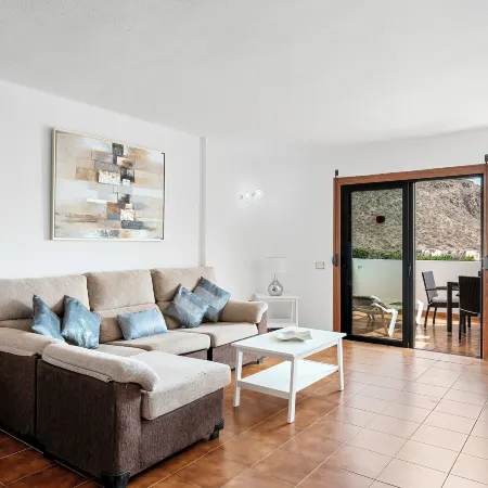Paloma Beach Apartments