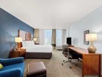 Comfort Inn & Suites Omaha Central Hotels near Fun Plex