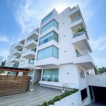 Accra Luxury Apartments at the Lul Water