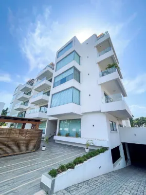 Accra Luxury Apartments at the Lul Water Hotels in Labone