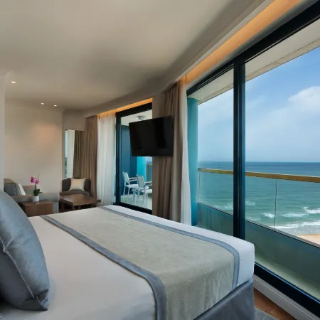 Herbert Samuel Okeanos Suites Herzilya