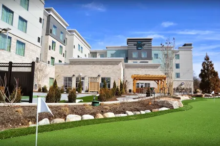 Homewood Suites by Hilton Hamilton Отели в г. Гамильтон Тауншип