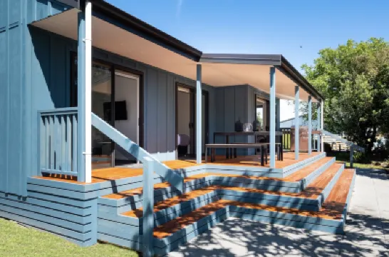 Lawn Cottages Hotels in 