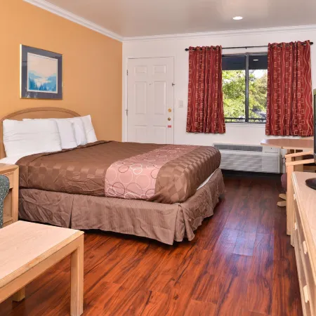 Americas Best Value Inn & Suites Clearlake Wine Country