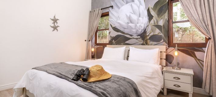 Sixteen Guesthouse on Main Hotels in Hermanus