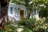 Monkey Flower Villas - Villaer