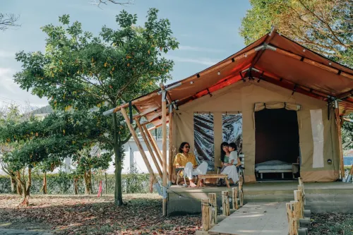 Aoshima Picnic Club - en bord de mer