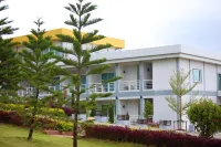 Breeze Hill Hotel