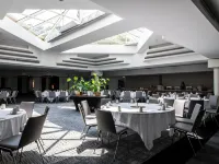 Hôtel Mercure Caen Centre Port de Plaisance カーンのホテル