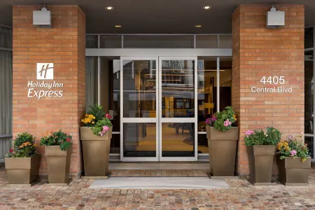 Holiday Inn Express VANCOUVER-METROTOWN (BURNABY) by IHG