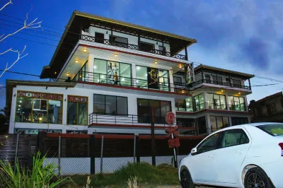 Cozy Sea View Inn Hotels near Hikkaduwa Bus Station