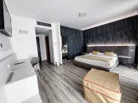 Mediterranea Hotel & Convention Center Hotels near Mini-Area Cani