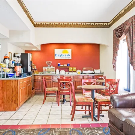 Days Inn by Wyndham Covington