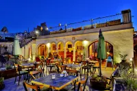 Caftan Cave Suites