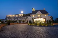 The Radiant Resort Hotels in Sarai Gulharia