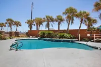 Best Western Plus Seawall Inn  Suites by the Beach