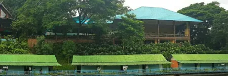 Suanphet Riverview Resort Отели рядом с достопримечательностью «Wat Nong Khao On»