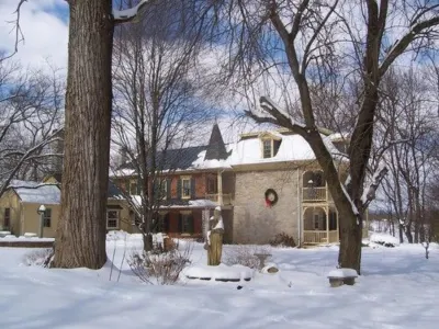 Fallen Tree Farm Bed and Breakfast Hotels in South Middleton Township