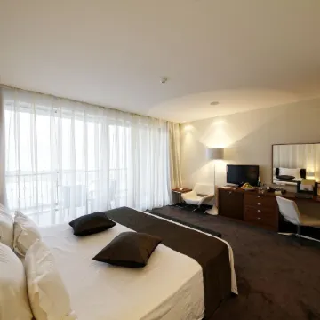 Lighthouse Golf & Spa Hotel - Mineral Pools, All Inclusive & Beach Access