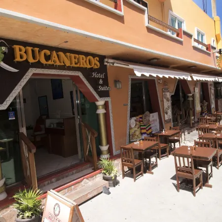 Hotel & Restaurant Bucaneros, Isla Mujeres