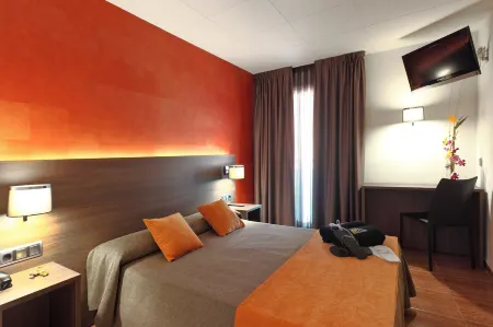 Bed and Breakfast El Pekinaire Отели рядом с достопримечательностью «Plaça universitat»