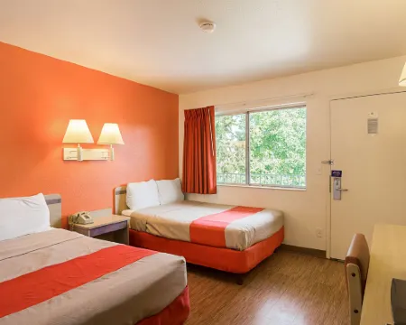 モーテル 6 ララミー、ワイオミング ララミーのホテル