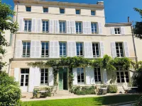 L'Hôtel Particulier du 12 Hotels in Granzay-Gript