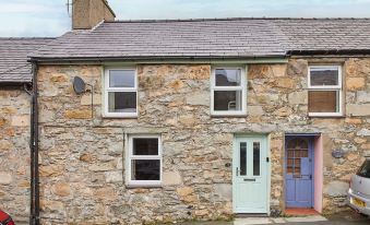 Host & Stay - Trefor Cottage
