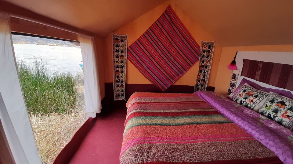 Uros Quechua Lodge