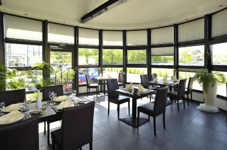 Hotel Quickborn & Gästehaus Hesse Отели в г. Хасло