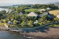 Mayo Resort Hotel dekat Seririt Market