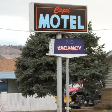 Capri Motel