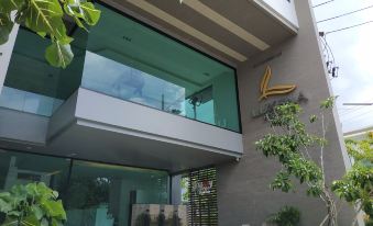 Luxsna Residence