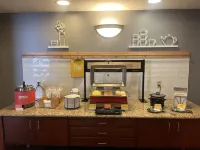 Hampton Inn & Suites Murray - breakfast