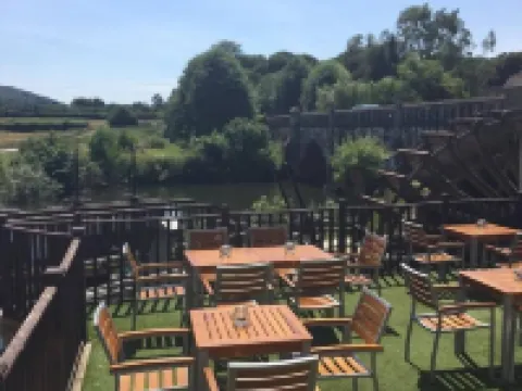 Old Mill Hotel & Lodge โรงแรมในบาธ