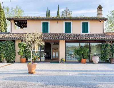 Hotel Villaggio le Stelline Hotels in Montefalco