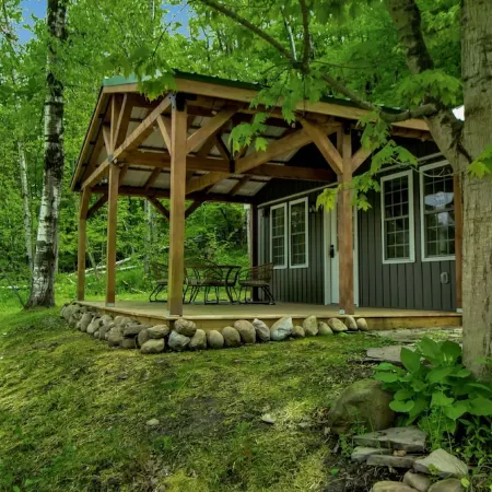 Romantic Getaway in Ellicottville Close to Everything!