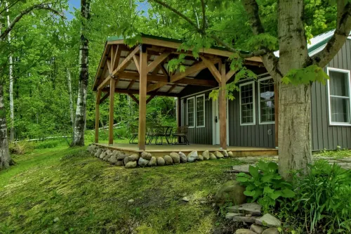 Romantic Getaway in Ellicottville Close to Everything!