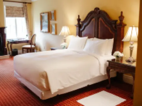 Riverbend Inn & Vineyard Hotels in Niagara-on-the-Lake