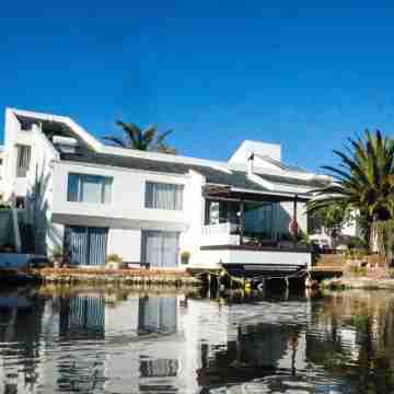 Admiralty Bed & Breakfast Hotel Exterior