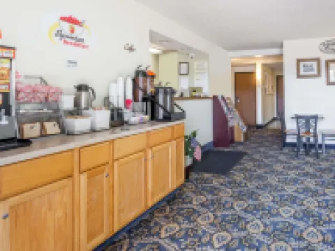 Super 8 by Wyndham Norwich Hotels in Chenango County