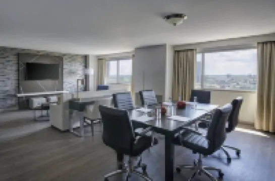 デトロイト マリオット トロイ