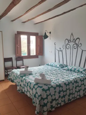 카사 데 로스 데세오스 Aventura Sobrón 주변 호텔