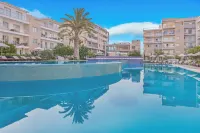 Elysia Park - Private Pools
