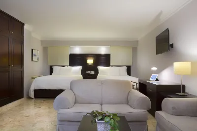 Plaza Florida Suites Hôtels à : La Esperilla