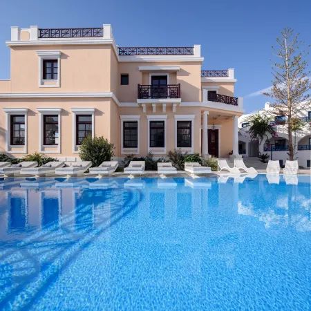 Veggera Beach Hotel Отели рядом с достопримечательностью «Пляж Перисса»