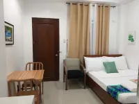 Lighthouse Apartment and Guest Inn - Pensions
