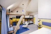 Hofgarten und Hotel am Kloster