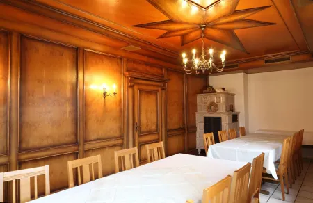 Landgasthof Baumgartner Отели в г. Дингольфинг-Ландау